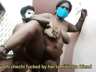 Tamil caitiff public schoolmate fucks Calicut Malayali wifey Jyothi Chechi's ass and busts their way big Bristols