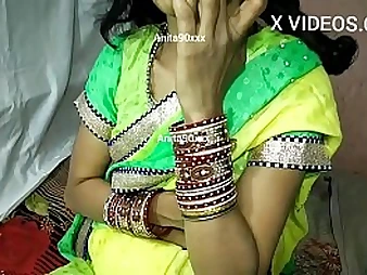 Indian Desi pummel-out vid round Indian saree get a grip on oneself