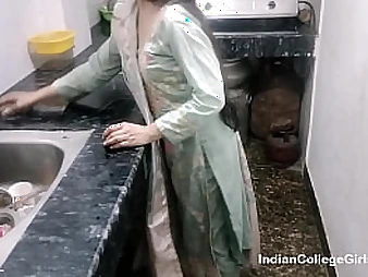 See Shabnam & Khan Baba's real Indian kitchen hook-up with a super-hot cum-shot in the air!