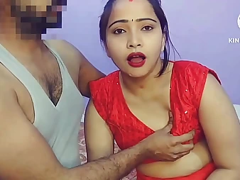 Bhabhi's first-ever time with a yam-sized man meat: Chudai with Piya's cock-squeezing arse & ginormous bra-stuffers