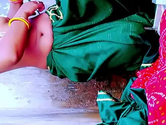 Hot Indian Bhabhi flaunts her desi curvings in hot MMS video