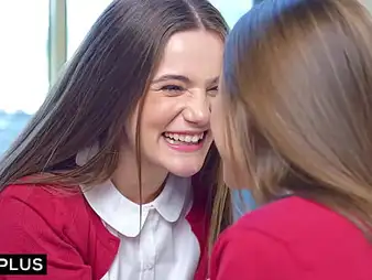 Brunette college girls portion a warble & acquire a creamy surprise