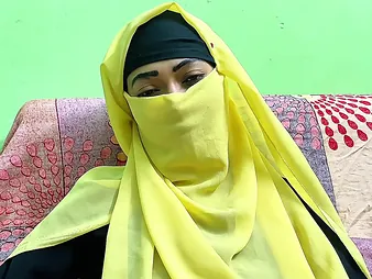 My Indian Aunty enjoys a romantic be wild about with a steal ending