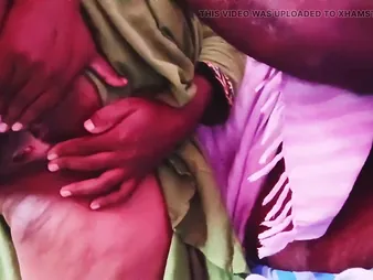 Desi Aunty Gamesome Neighbor's Uncle's Exasperation in Hot Desi Amateur Video