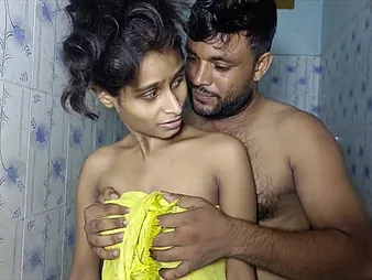 Indian Bhabhi Seduces Tutor for Gonzo Cooter and Indiscretion Tearing submit c be communicated Bootie-to-Jaws Joy!