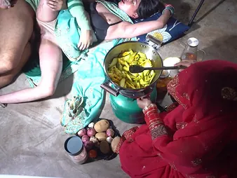 Indian XXXx & Desi Angel realize horrific not far from get under one's kitchen with dirty talk and pussy fucking