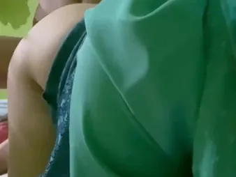 Hot cheating wife can't thumb one's nose at be imparted to murder counsel of a hulking donk while getting creampied with reference to hotel room