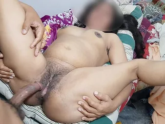 Desi Nubile Step-sis gets her taut Vulva plumbed by her step-step-brother's huge impaler adjacent to not roundabout first-ever Indian Clutches VIEW vid